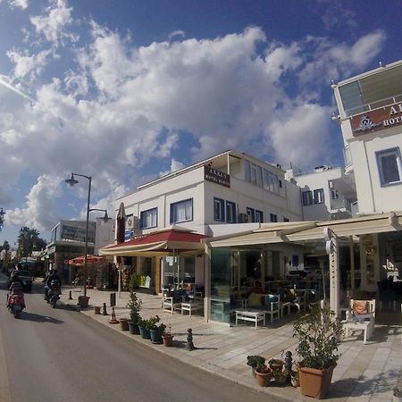 Akkan Hotel Marina (Adults Only) Bodrum Екстериор снимка
